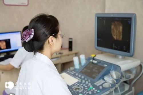 怀孕初期恶心干呕的女性吃什么食物比较好